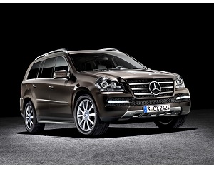 Mercedes GL 2012 al Salone di New York Mercedes GL 2012 al Salone di New York