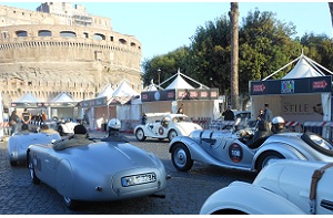 Mille Miglia 2012: a Roma il fascino delle auto d´epoca Mille Miglia 2012: a Roma il fascino delle auto d´epoca