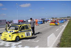 Trofeo Minicar, doppia vittoria per Pezzolla al Trofeo Autodromo del Levante Trofeo Minicar, doppia vittoria per Pezzolla al Trofeo Autodromo del Levante