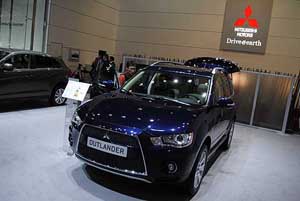 La Mitsubishi Outlander si rifà il look