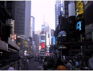 New York: veicolo sospetto a Times Square