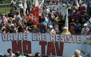 Blitz della Polizia contro i No Tav Blitz della Polizia contro i No Tav