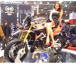 La nuova Aprilia Dorsoduro 1200 My2012 arriva nelle concessionarie La nuova Aprilia Dorsoduro 1200 My2012 arriva nelle concessionarie