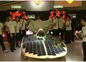 Presentata a Maranello la solar car Emilia II Presentata a Maranello la solar car Emilia II