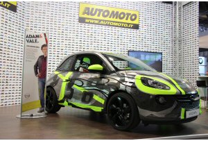 Opel Adam, una charity version per l’EICMA Opel Adam, una charity version per l’EICMA