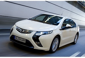 Il premio Auto dell´anno 2012 va all´Opel Ampera Il premio Auto dell´anno 2012 va all´Opel Ampera