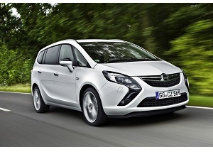 Salone di Ginevra: Zafira Tourer, nuovo motore 1.6 CDTI Salone di Ginevra: Zafira Tourer, nuovo motore 1.6 CDTI