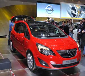 L´Opel Meriva di nuova generazione debutta al Salone di Ginevra L´Opel Meriva di nuova generazione debutta al Salone di Ginevra
