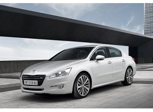 Peugeot 508 e iOn al Salone di Parigi Peugeot 508 e iOn al Salone di Parigi