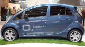 Entro il 2010 arriva la Peugeot iOn city car