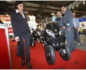 Sequestrato scooter cinese all´EICMA di Milano