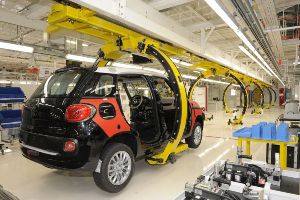 Mancano i componenti: Fiat interrompe la produzione