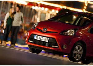 Toyota Aygo 2012: appeal e versatilità a partire da 10.650 euro