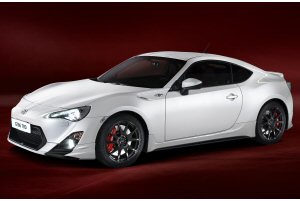 Toyota a Parigi, in anteprima gli accessori TRD Performance Toyota a Parigi, in anteprima gli accessori TRD Performance