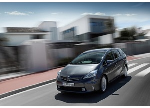 Toyota Prius+, ibrida a sette posti Toyota Prius+, ibrida a sette posti