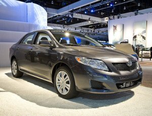 Problemi allo sterzo per la Toyota Corolla Problemi allo sterzo per la Toyota Corolla