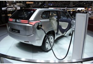 Universal Plug-in per le auto elettriche Universal Plug-in per le auto elettriche