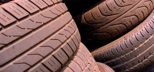 Il 20 % delle auto non è in regola con pneumatici e cinture Il 20 % delle auto non è in regola con pneumatici e cinture