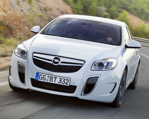 Opel Insignia OPC automatica