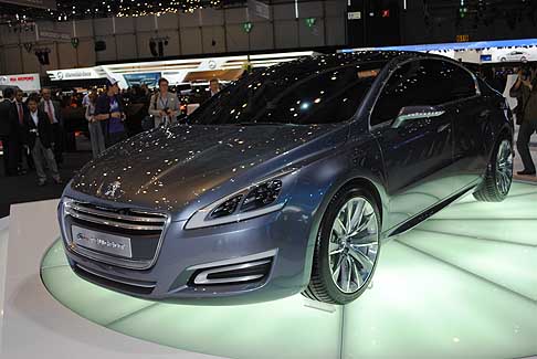Peugeot Concept 5 by Peugeot