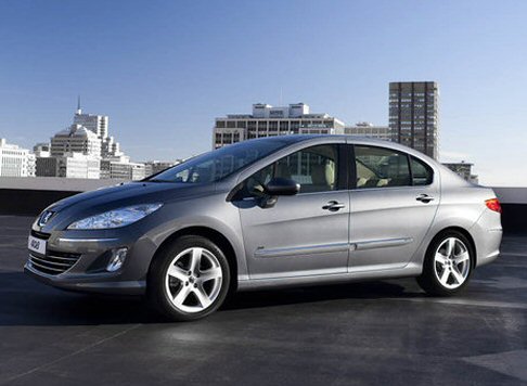 Peugeot 408