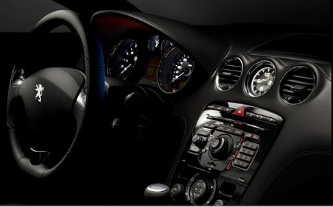 Peugeot RCZ Black Yearling