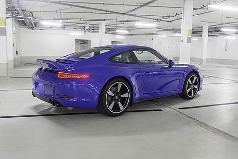 Porsche 911 GTS Club Coupé