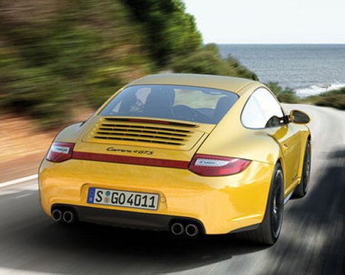 Porsche Carrera 4 GTS