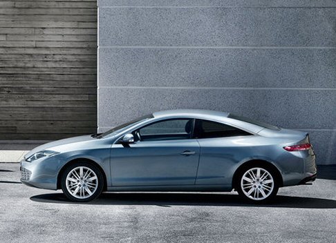 Renault Laguna Coupè 2012