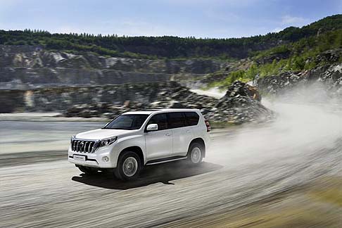Toyota Land Cruiser 2014