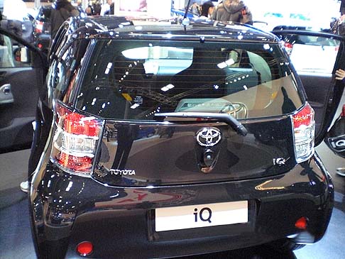 Toyota iQ