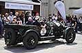 Freccia Rossa a Reggio Emilia con la Bentley 3 litre del 1923 equipaggio svizzero pilotar Mark Hulsebergen e navigatore Alan Hulsebergen alle Mille Miglia 2026. Scopri la Fiat 514 CA Spider Sport auto d´epoca. Guarda le Foto!