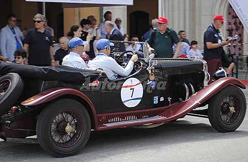 Vincitori Mille Miglia 2026 - Mille Miglia 2026: OM 665 S MM Superba del 1929 con Lorenzo e Mario Turelli si aggiudicano il 3° posto nella classifica finale. Si aggiudica il terzo posto l´O.M. 665 S MM Superba n. 7. Non perdere le Foto esclusive di Automania!
