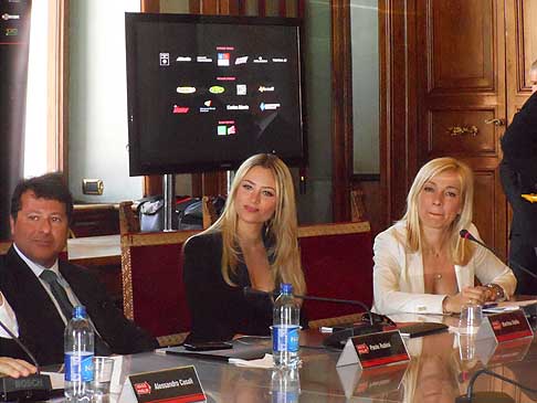 Conferenza Stampa - Conferenza stampa a Roma delle Mille Miglia 2012 con Martina Stella madrina dell´evento width=