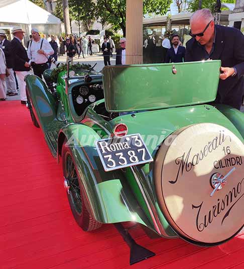 Concorso Eleganza Roma - Maserati V4 Sport Zagato vincitrice del premio Best of Show al Concorso di Eleganza Roma - Anantara 2026. Scopri la Maserati V4 Sport Zagato prestigiosa auto storica. Guarda le Foto esclusive di Automania!