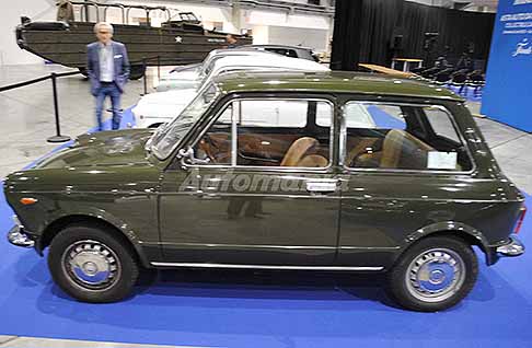 Finarte - Autobianchi A112 del 1970 venduta all´Asta a 4000,00 Euro. Un prezzo d´ingresso interessante per una «instant classic» della prima serie, ideale per chi approccia il collezionismo con un´utilitaria chic e divertente. Guarda le Foto!