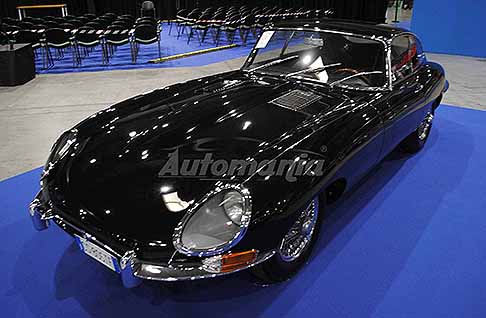 Finarte - Jaguar E-Type FHC del 1963 auto inglese, esposta da Finarte ad AutoMotoRetrò 2026 a Fiere di Parma. Scopri la Jaguar E-Type FHC auto iconica. Ecco le Foto!