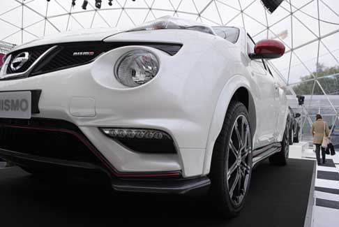 Nissan - Nissan Juke Nismo dettaglio anteriore nel mercato nel 2013 width=
