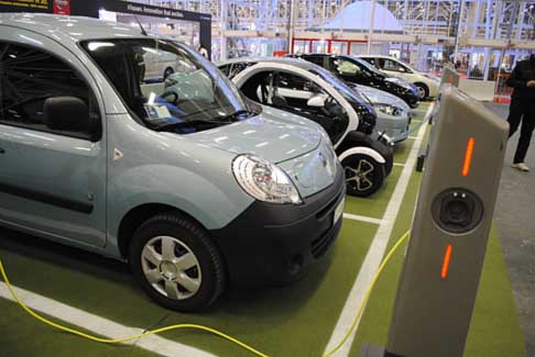 Nissan - Electric City pista con le auto eletriche per i test drive al Salone di Bologna 2012 width=
