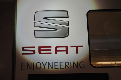 Seat - Dopo il recente debutto in concessionaria, Seat Leon fa capolino al Motor Show di Bologna. width=