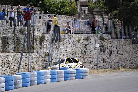 Coppa Selva di Fasano 2015 - Nuova Peugeot 106 inicidentata di Mariella Onofrio alla Coppa Selva di Fasano 2015 width=