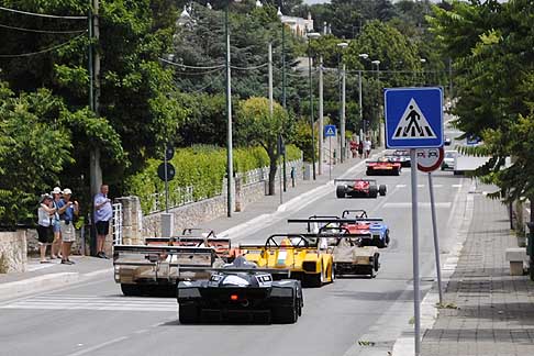 Coppa Selva di Fasano 2015 - Serpentone monoposto a fine Gara 1 alla 58^ Coppa Selva di Fasano width=