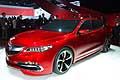 Acura TLX Concept adotta i sistemi Active Noise Control, Adaptive Cruise Control, Lane Departure Warning, Collision Mitigation Braking, Forward Collision Warning, e Lane Keeping Assist System. 