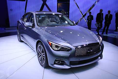 Infiniti -  Design distintivo, prestazioni al top e tecnologie innovative saranno le armi sicuramente vincenti della nuova proposta del brand Infiniti, che nella cornice di Detroit offre in anteprima la Q50, berlina sportiva attesa negli USA dall’estate 2013.  width=