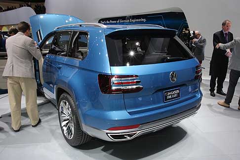 Volkswagen - Dal punto di vista tecnico, la CrossBlue si basa sul nuovo pianale modulare trasversale MQB del Gruppo Volkswagen.  width=