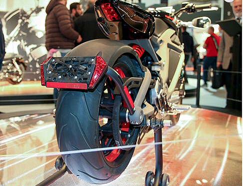 Davidson - Oltre al Project LiveWire, lo stand Harley-Davidson presente ad EICMA, offrirà una vetrina sulle ultime novità moto 2015 tra cui i modelli Road Glide Special, Street Glide Special e Ultra Limited Low. width=
