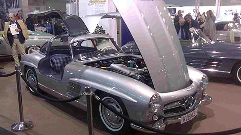 Lancia - Mercedes-Benz SL, la leggendaria vettura ad ali di gabbiano che a Padova ha festeggiato i suoi primi 60 anni width=