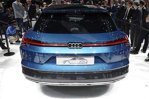 Audi e-tron quattro Concept