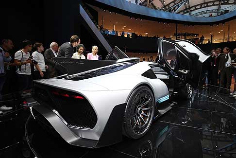 Mercedes-Benz - Mercedes Benz ha festeggiato il 50° anniversario di AMG con la Mercedes-AMG Project One