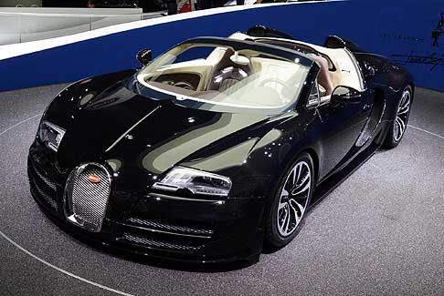 Bugatti - Per il Salone di Francoforte il marchio alsaziano Bugatti sfoggia una nuova affascinante special edition, dedicata a Jean Bugatti, figlio maggiore del fondatore Ettore Bugatti. width=